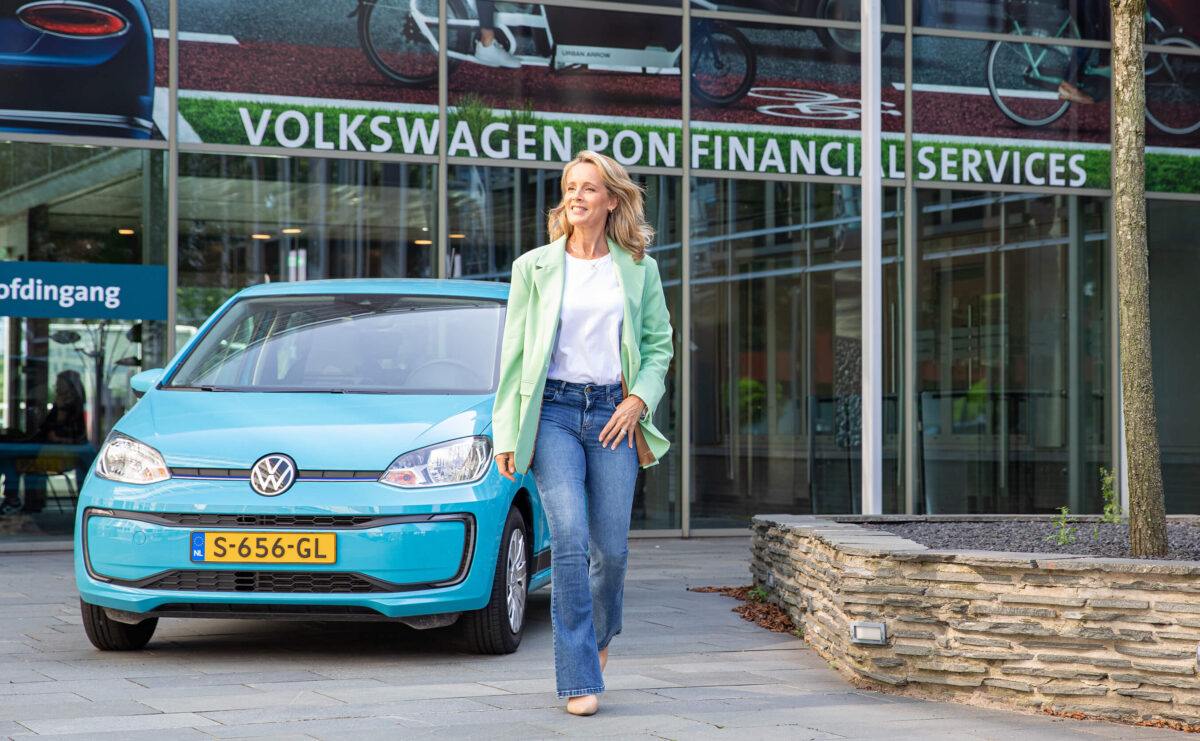 Zakelijke bedrijfsfotografie bij Volkswagen Pon Financial Services